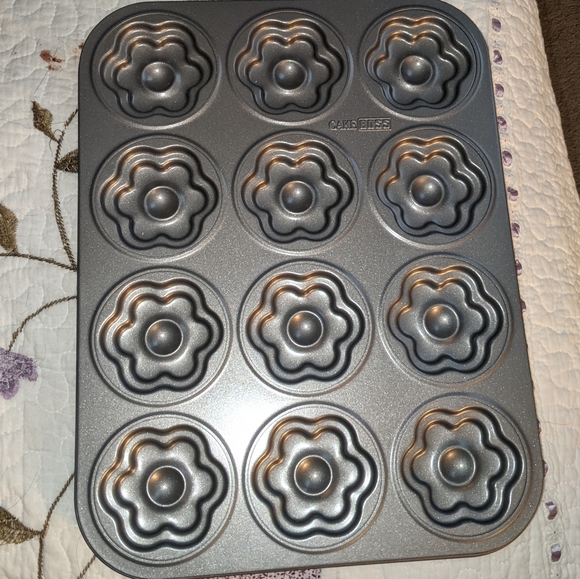 Cake Boss Groovy Girl Cookie Mold - Picture 3 of 3